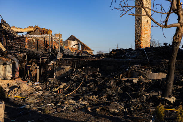 24/7 Emergency Structural Rebuild experts in Warrington, FL